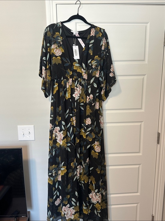 Baltic Born Dresses & Skirts - Baltic Born Dark Blue Floral Maxi Dress Size M